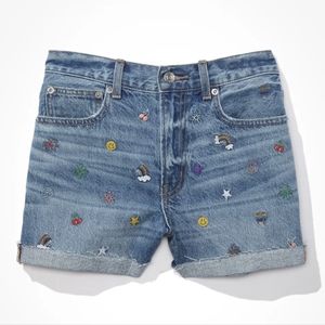 🌈🍒⭐ American Eagle Embroidered 90s Shorts